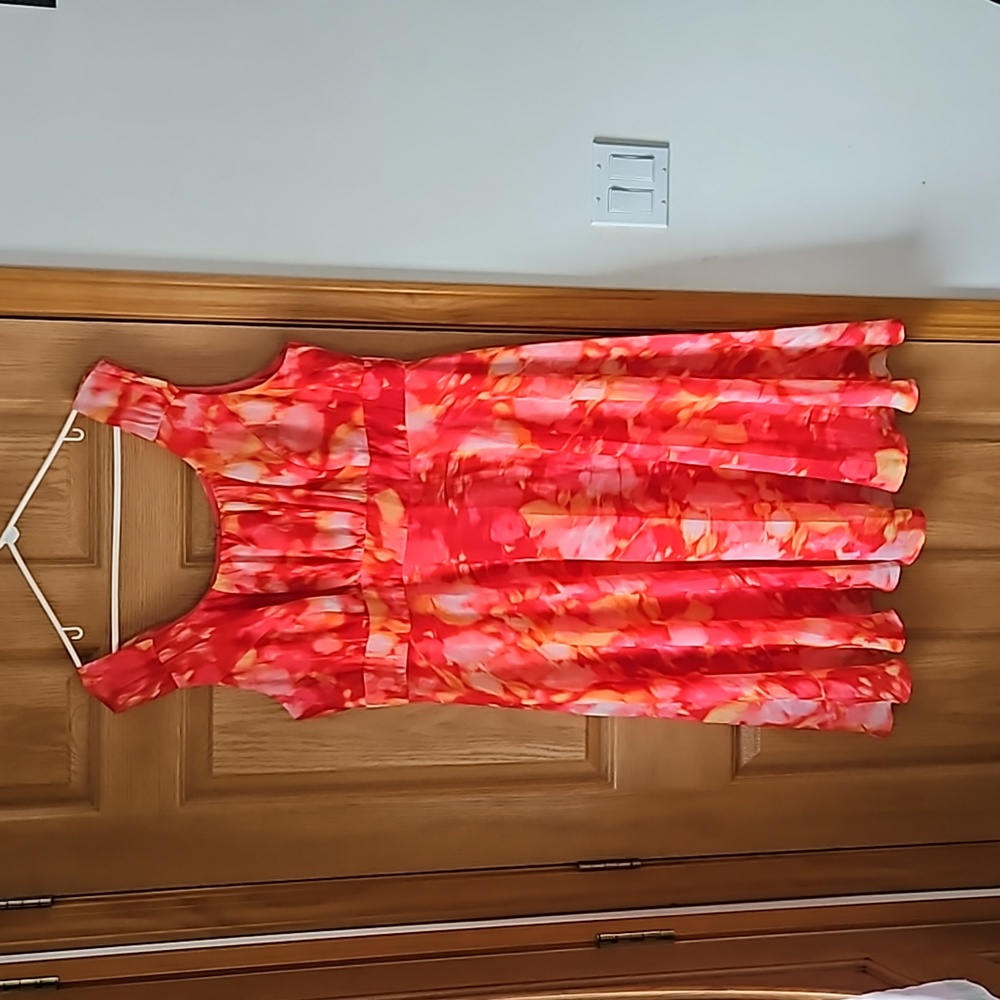 Dressbarn Woman's Size 20 Vibrant Floral Sleeveless Scoop Neck Flare Dress